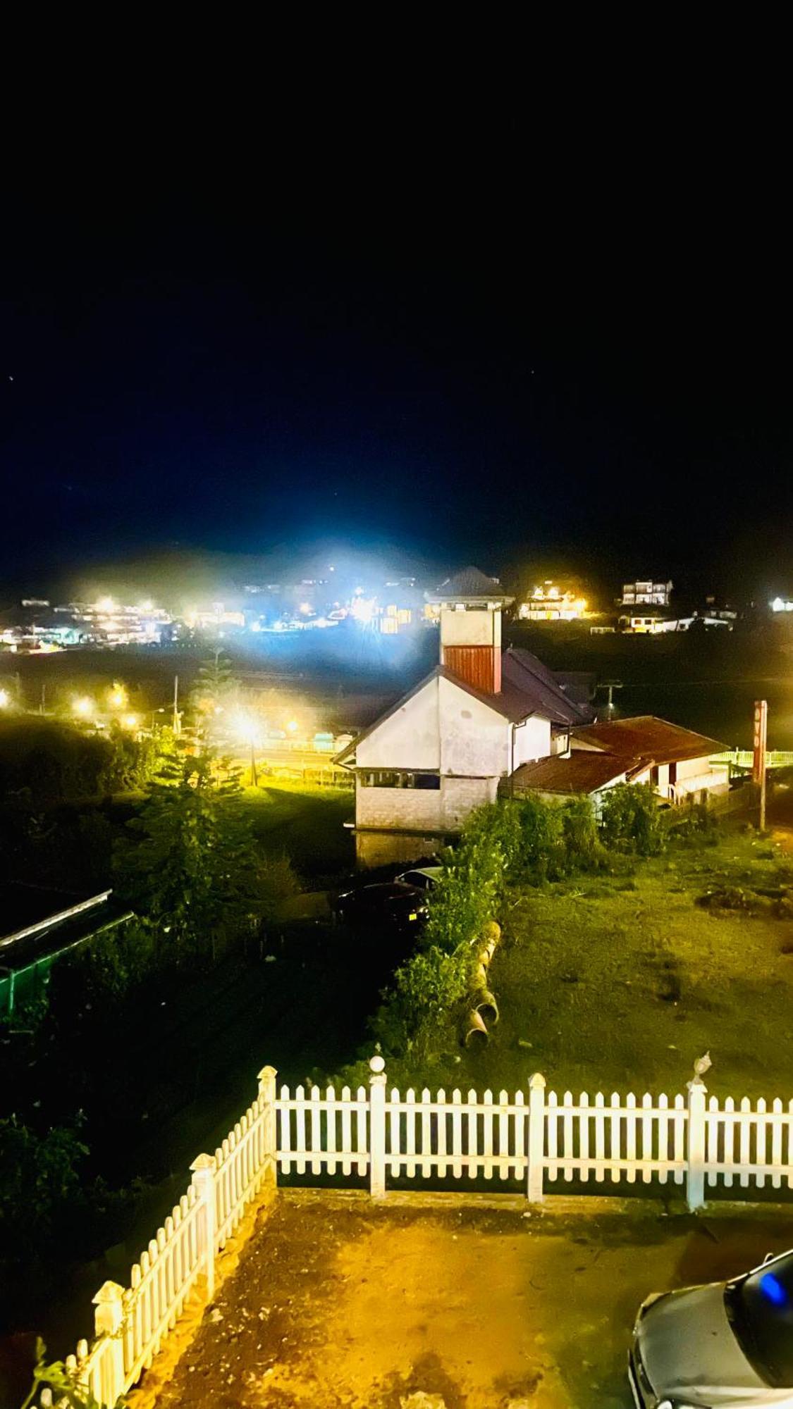 Maha Royal Hotel Nuwara Eliya Kültér fotó